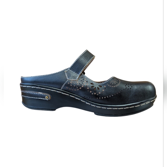 L'Artiste by Spring Step Aneria Black Leather Laser Cut Clogs Size 38 - Picture 7 of 12